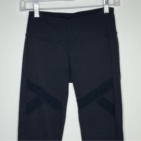 ATHLETA Cropped Leggings Mesh Criss Cross Panels Black - Picture 3 of 9